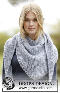 166-14 Loving Embrace by DROPS Design